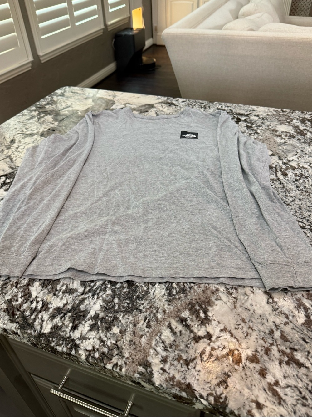 The North Face Men’s XL Gray Long Sleeve Shirt